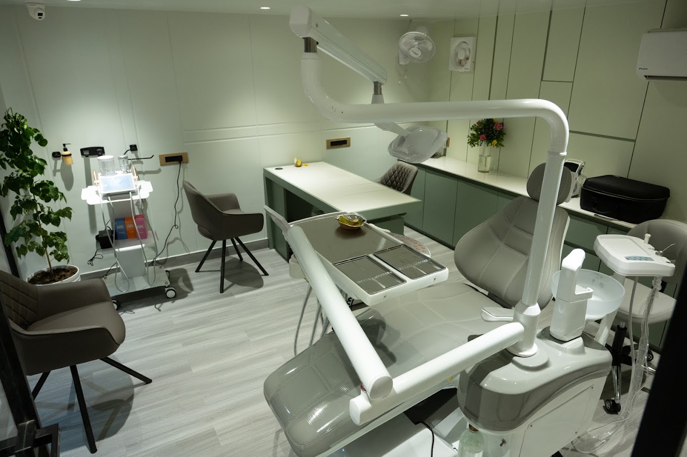 Pristine Dental operatory suite